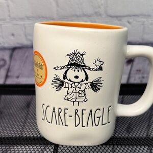 Rae Dunn Peanuts Scare-Beagle Mug